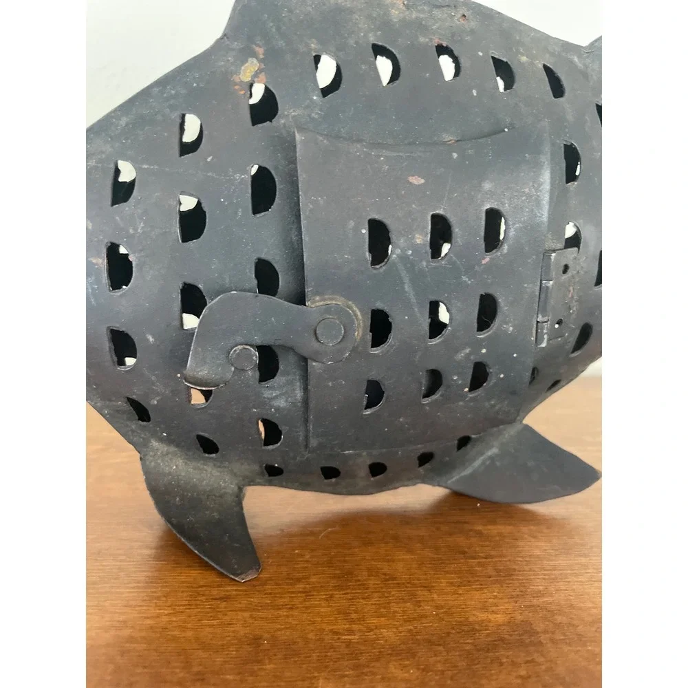 Rustic Metal Handcrafted Fish Tea Light/Candle Holder Lantern Distressed‎ READ